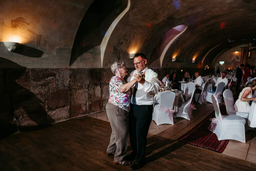 Hochzeitsfotograf Kaiserslautern Hochzeit Schloss Edesheim