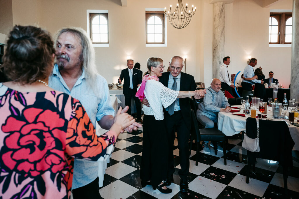 Hochzeitsfotograf Kaiserslautern Hochzeit Brauhaus Gartenschau