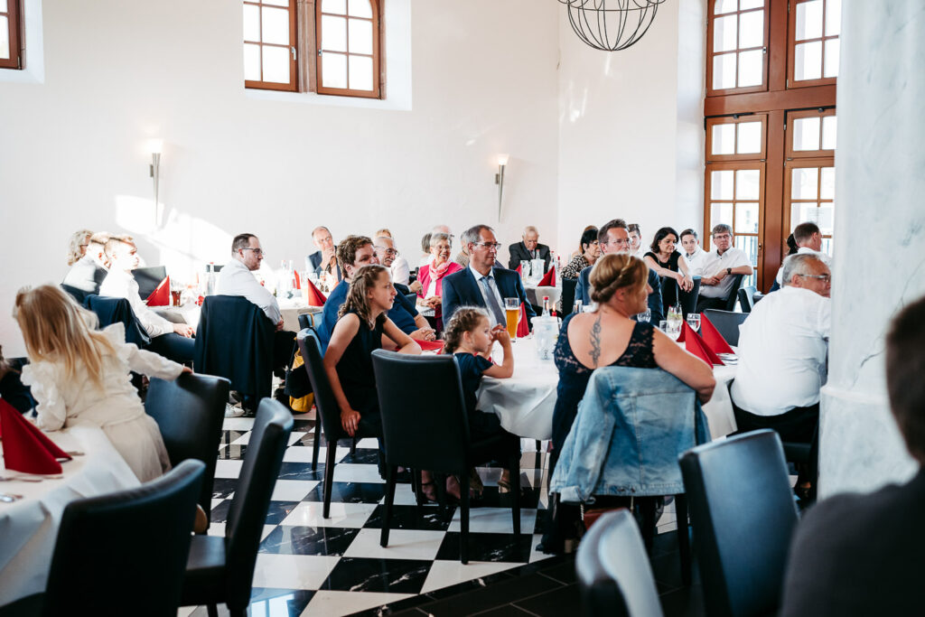 Hochzeitsfotograf kaiserslautern hochzeit brauhaus gartenschau 2022 82