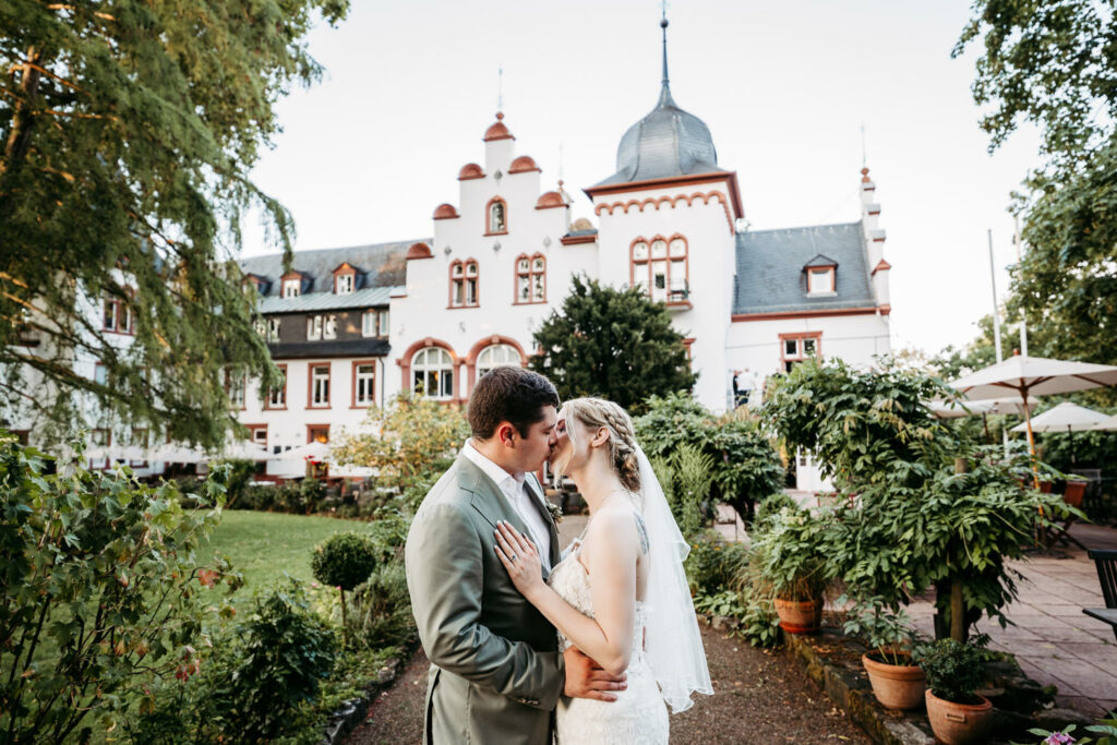 Hochzeitsfotograf Mainz Hochzeit Kelly und Hayden Burg Rheinstein Hotel Kronenschlösschen