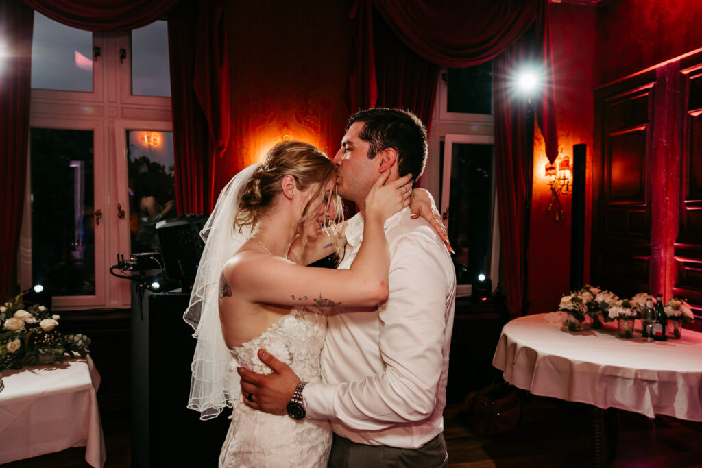 Hochzeitsfotograf Mainz Hochzeit Kelly und Hayden Burg Rheinstein Hotel Kronenschlösschen