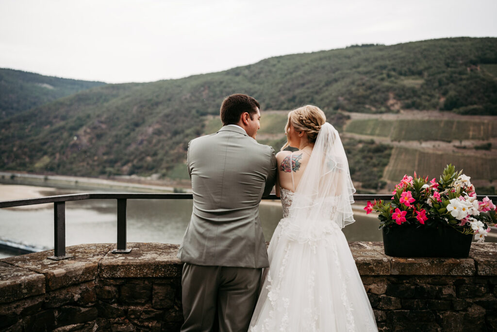 Hochzeitsfotograf Mainz Hochzeit Kelly und Hayden Burg Rheinstein Hotel Kronenschlösschen