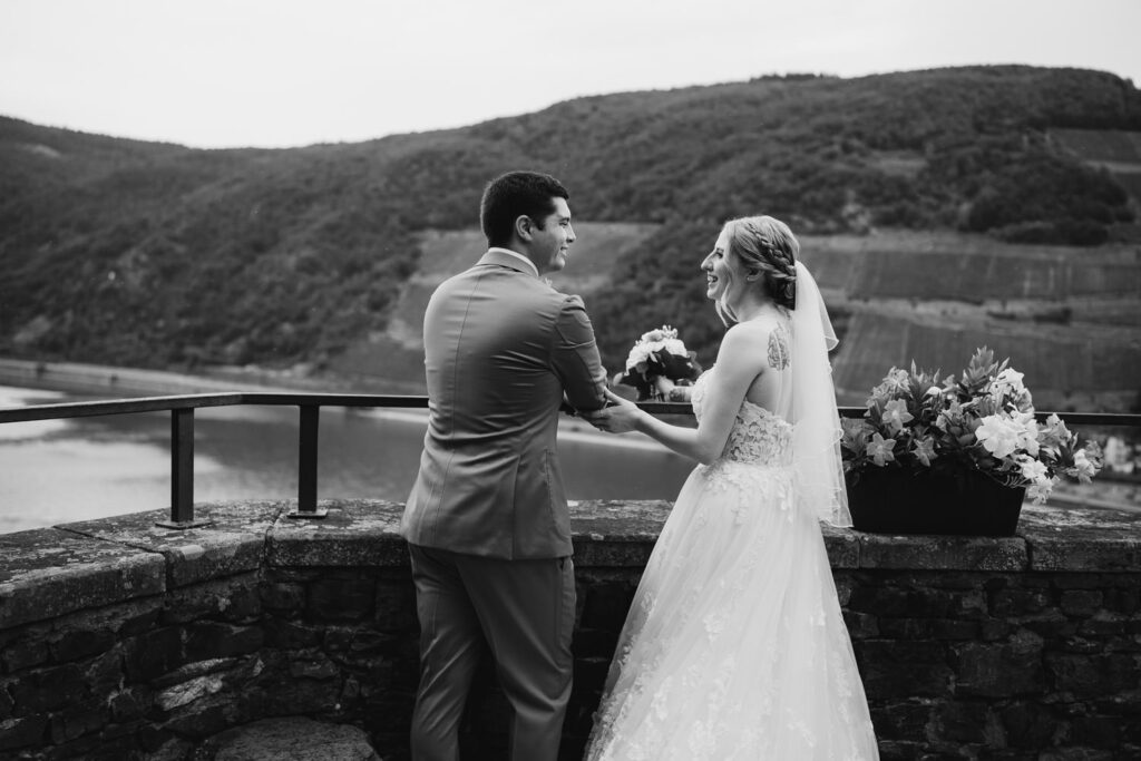 Hochzeitsfotograf Mainz Hochzeit Kelly und Hayden Burg Rheinstein Hotel Kronenschlösschen